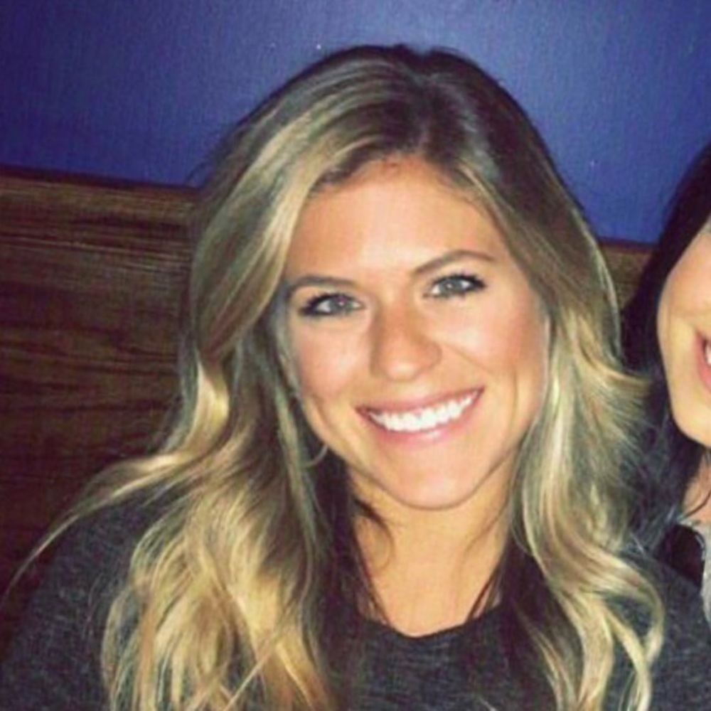 Meet your Posher, Alexia