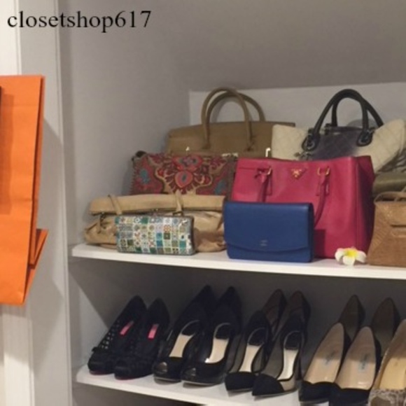 Meet your Posher, Caroline - Picture 2 of 3