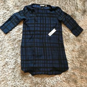 BB Dakota navy blue 3/4 sleeve shift dress