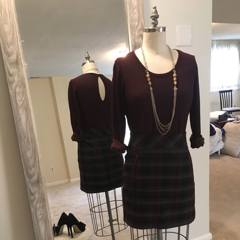 Ann Taylor Keyhole Back Sparkle Sweater