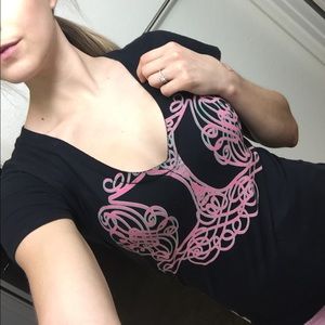 Hurley v neck