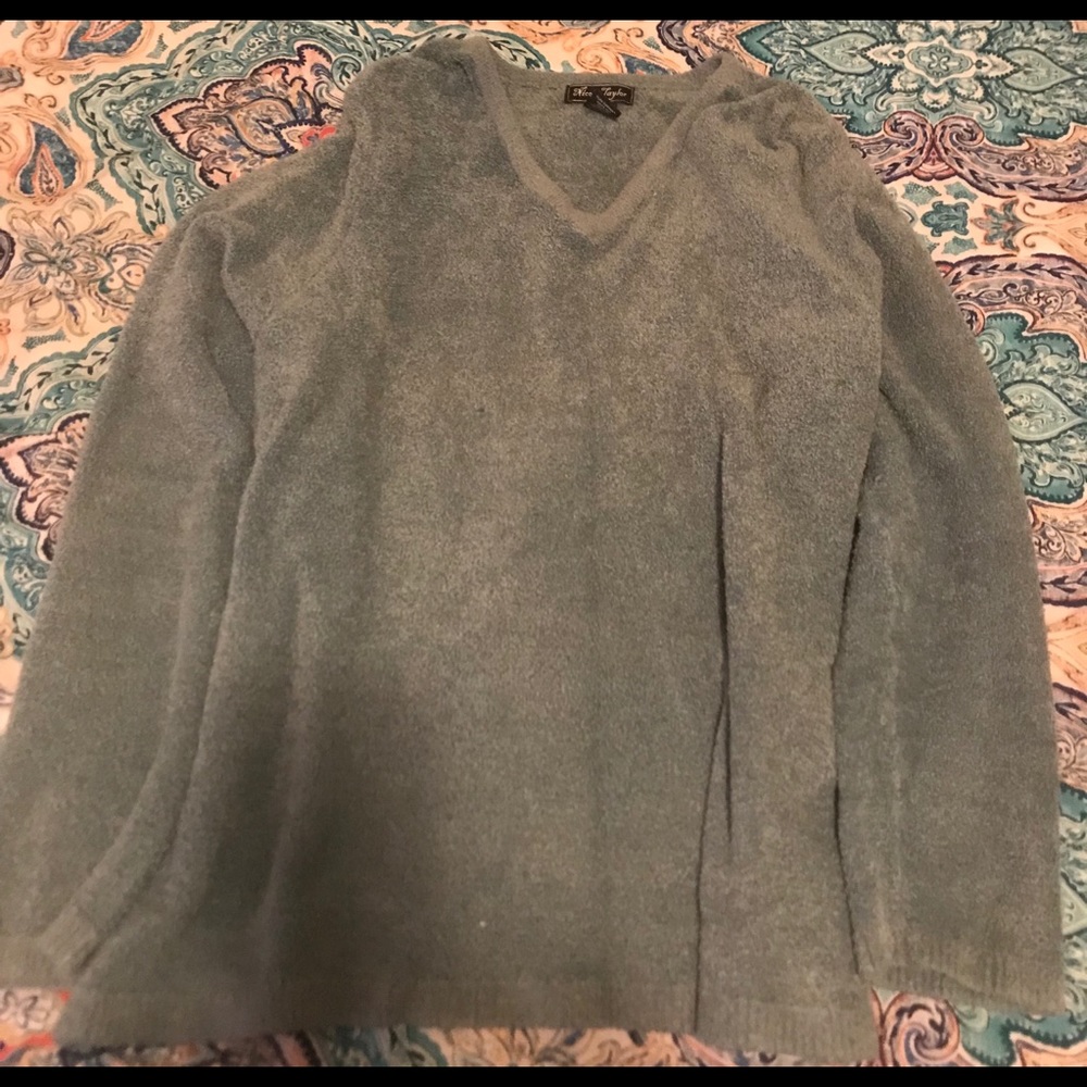 Women’s Sweater