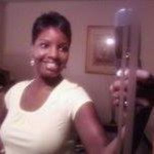 Meet your Posher, Lenora