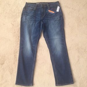 ATHLETIC FIT MEN'S JEANS WITH BUILT IN FLEX. 34/30