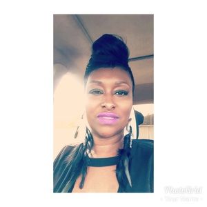 Meet your Posher, Janice