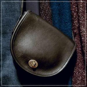 VINTAGE! Coach Black Leather Crossbody❌PRICE FIRM❌