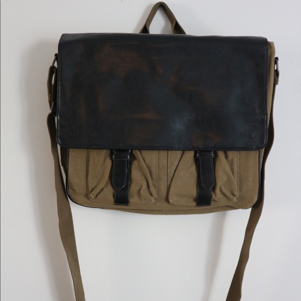 Ben Sherman messenger bag