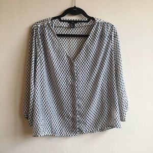 H&M white and blue top