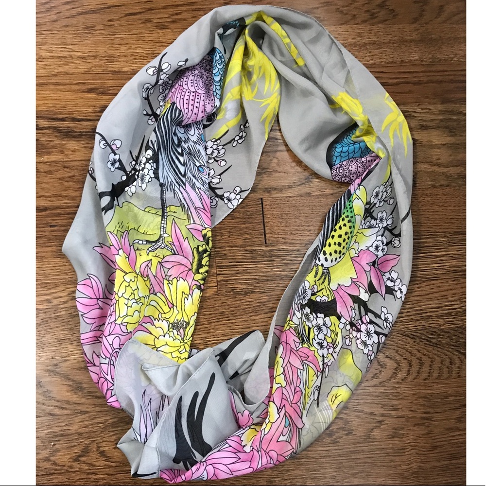 Colorful peacock scarf (NWOT)