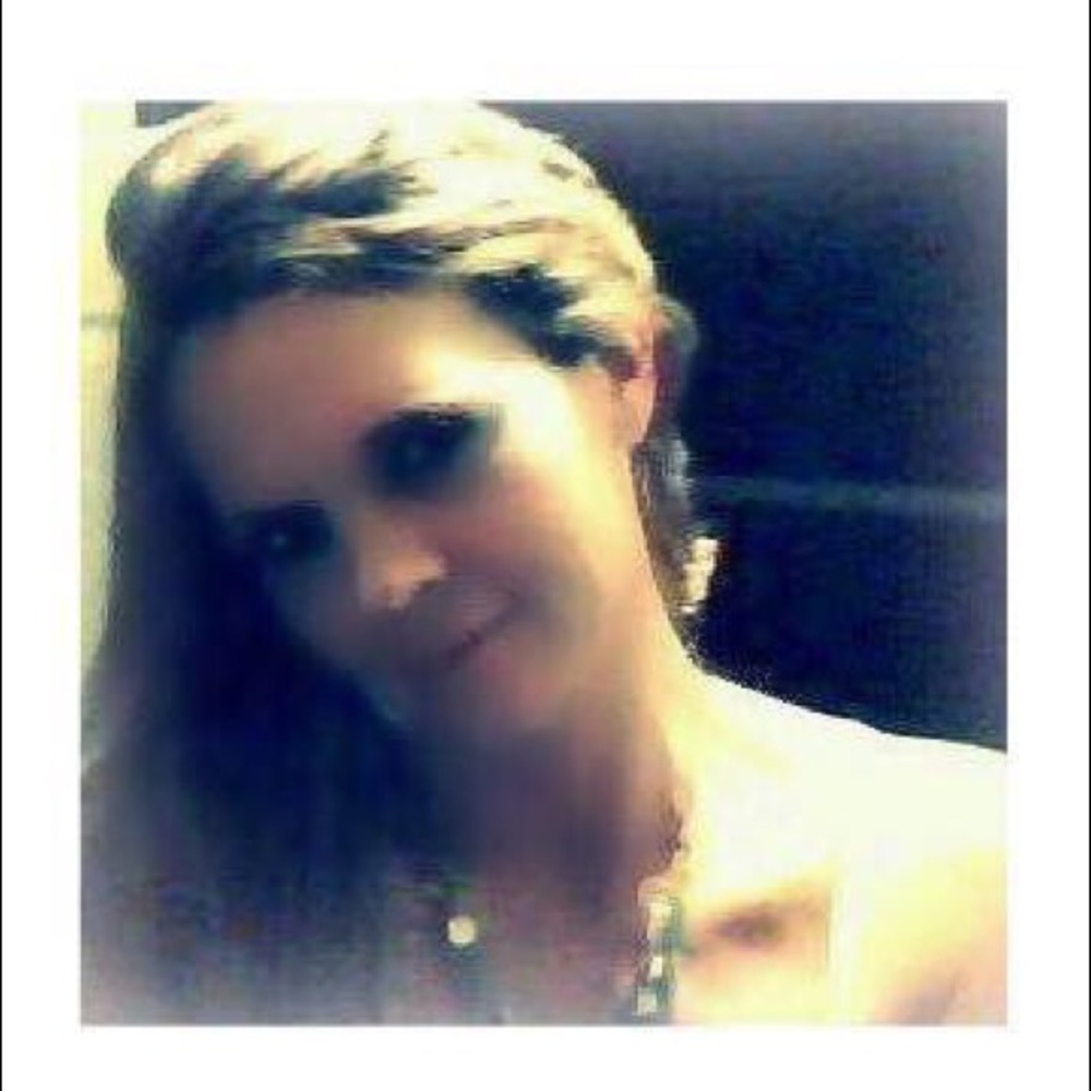 Meet your Posher, Stacy