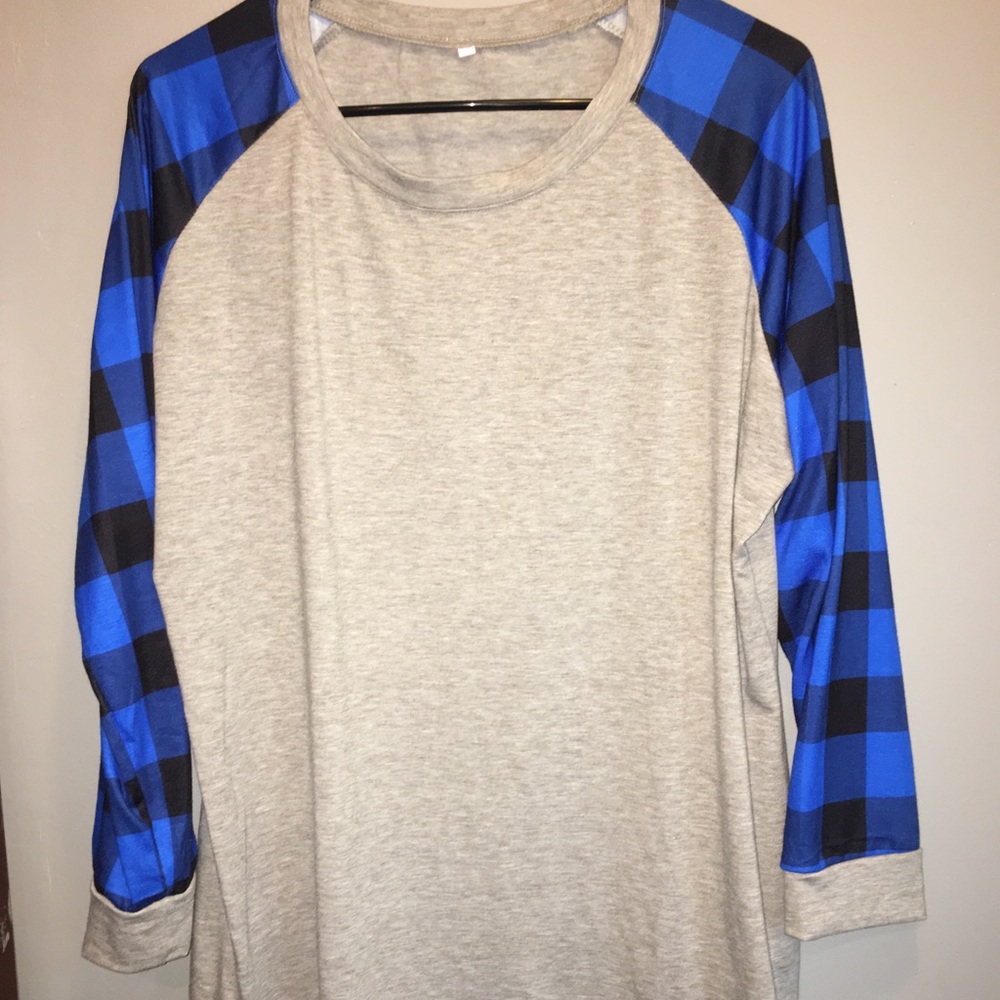 Plaid long sleeve top