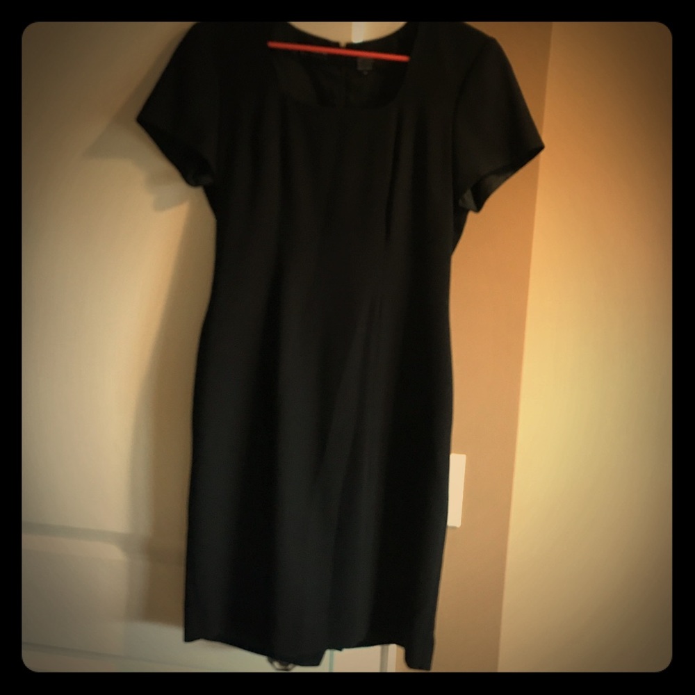 Liz Claiborne. Black dress. Size 8. Lined.