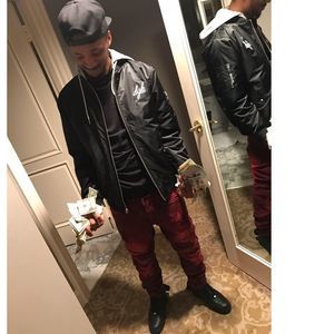 Meet your Posher, Markell