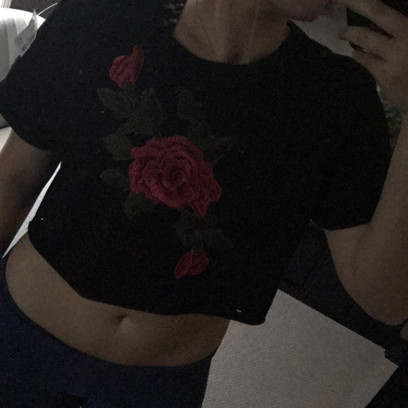 Cropped shirt - Picture 3 of 3