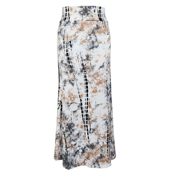 Beautiful Tie Dyed Maxi Skirt - Picture 2 of 4