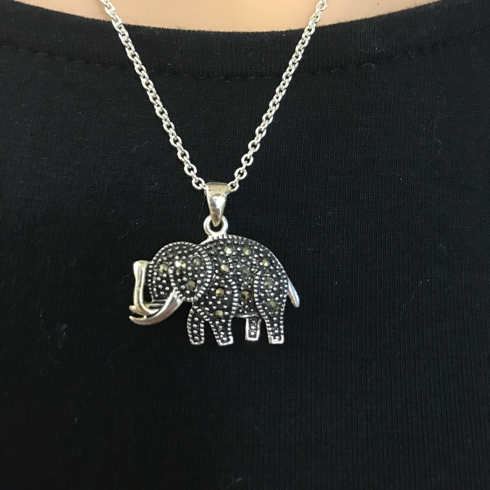 Short Elephant Necklace on Silver Chain