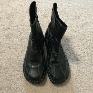 Spring brand black booties