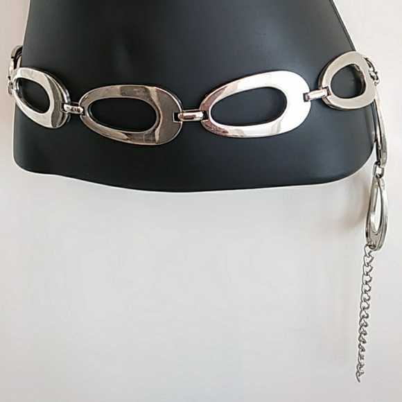 bebe Silver Oval Link Belt - Picture 3 of 5
