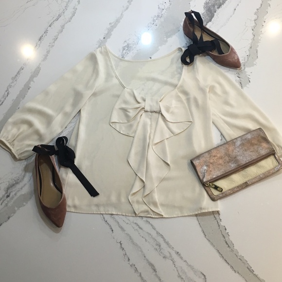 Bow Back Blouse Ivory - Picture 6 of 7