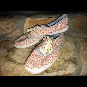 Ked’s floral lace up sneakers size 10.5 NEW