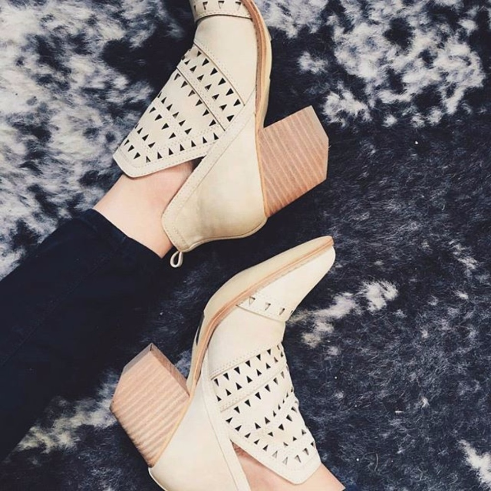 **2 LEFT** Mi.iM 'Trixi' Booties - Picture 5 of 8