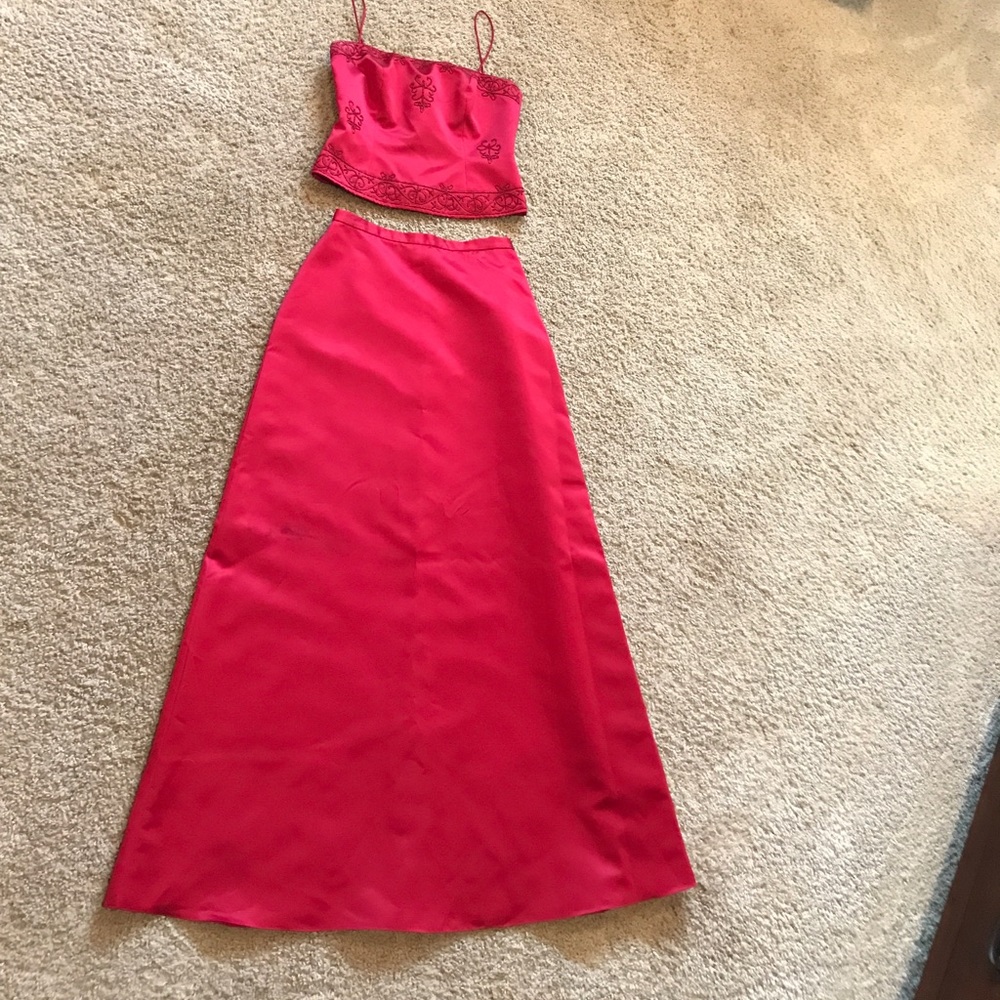 Cranberry, 2-piece formal. Worn once. Can alter bottom if you’d like it shorter!