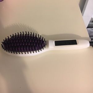 INSTYLER Hair straightening brush