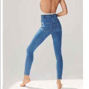 High waisted jeans