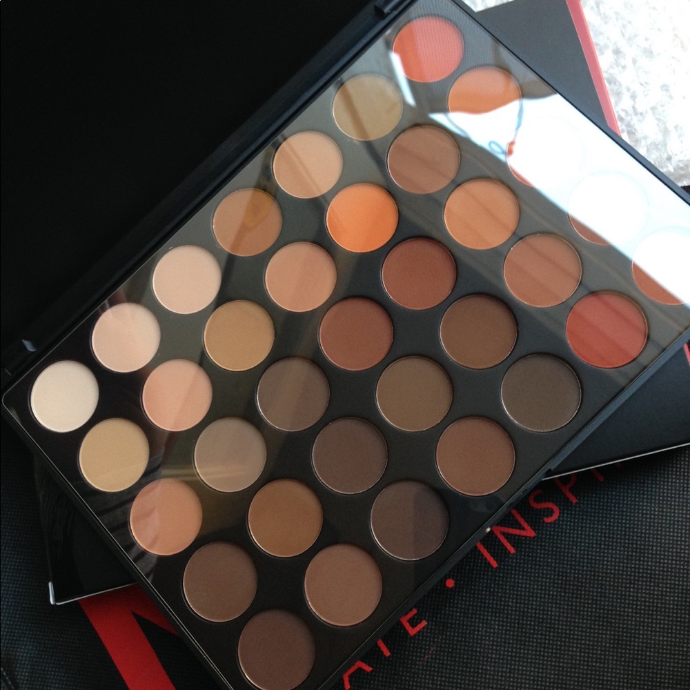 Morphe 35Om All matte palette - Picture 3 of 7