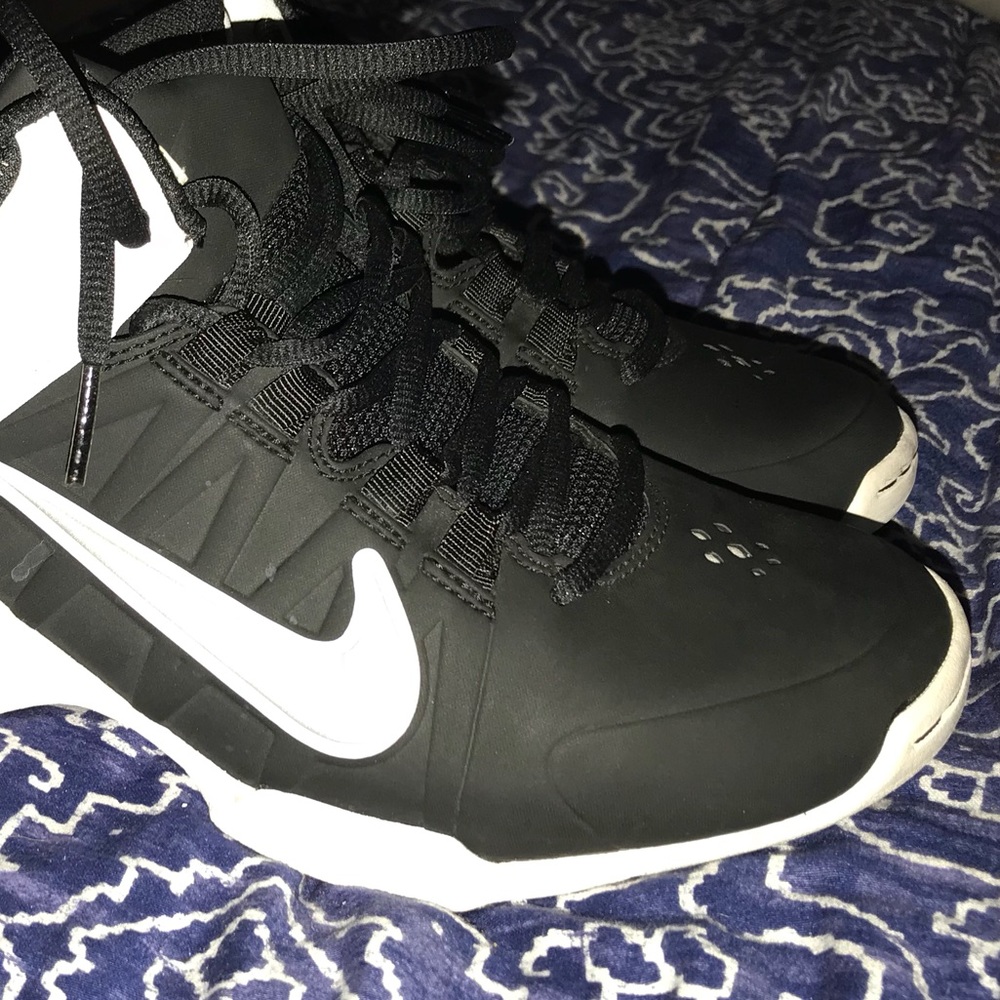 Nike AirVisio Pro 4 Basketball Shoes