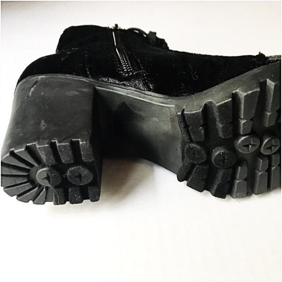 Cutest Bootie Ever Crushed Velvet Floral 9 - Picture 5 of 6