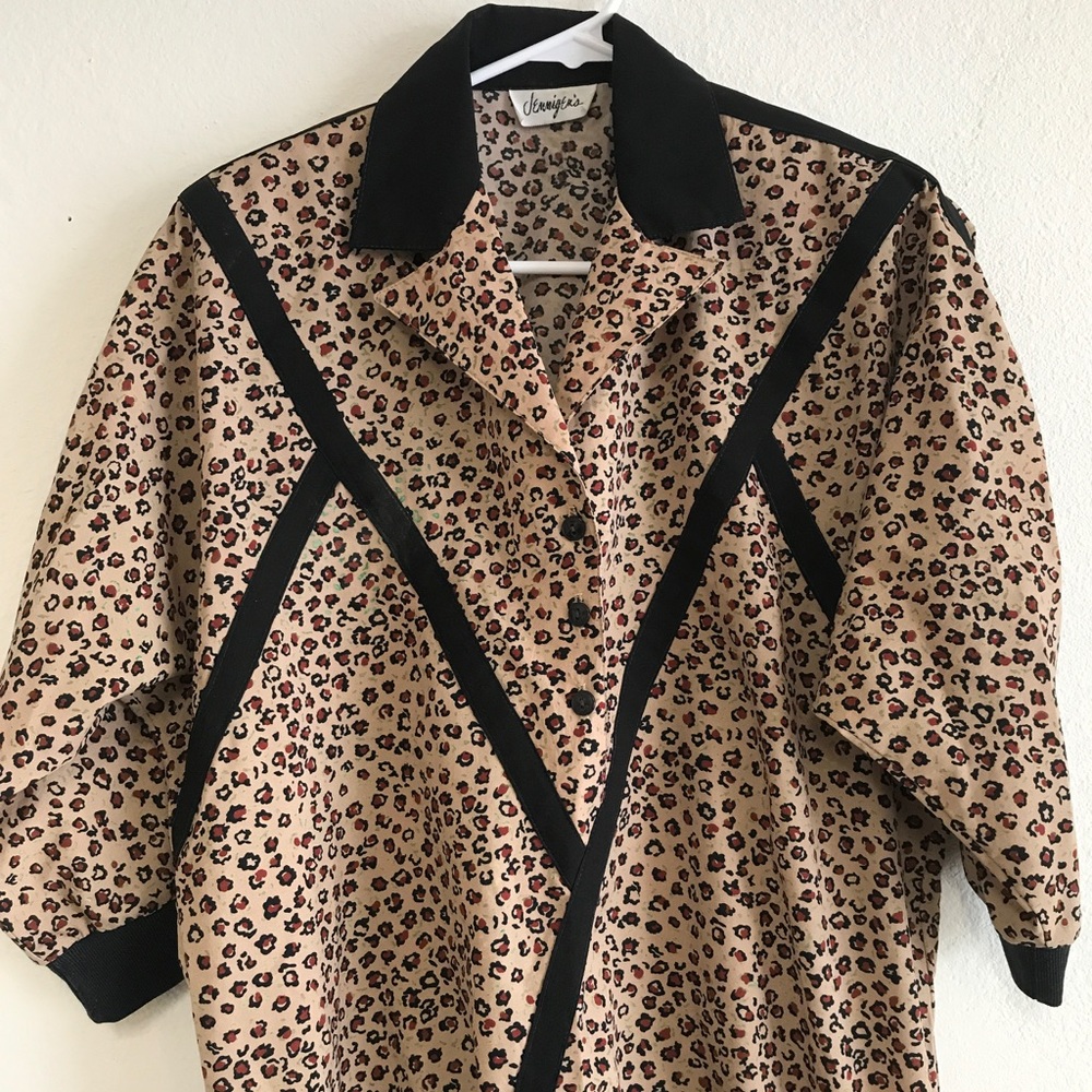 Vintage Cheetah Windbreaker Style Top