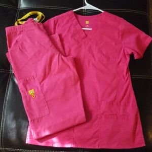 Scrub set