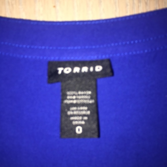 Top - Picture 2 of 3