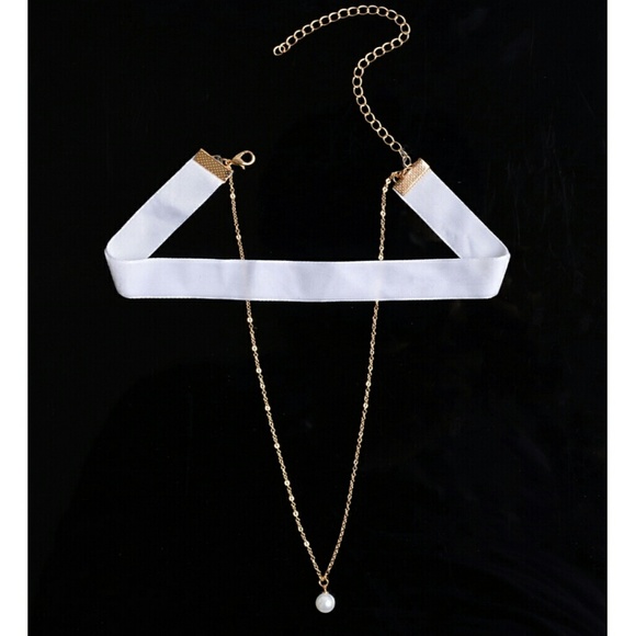 Women Double Layer Pearl Short Choker Necklac - Picture 4 of 4