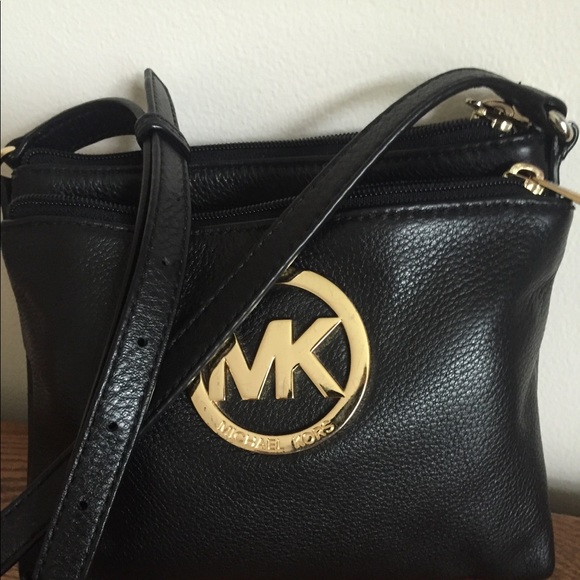 Michael Kors purse - Picture 1 of 1