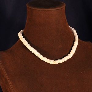 Vintage island Puka Pooka shell necklace.