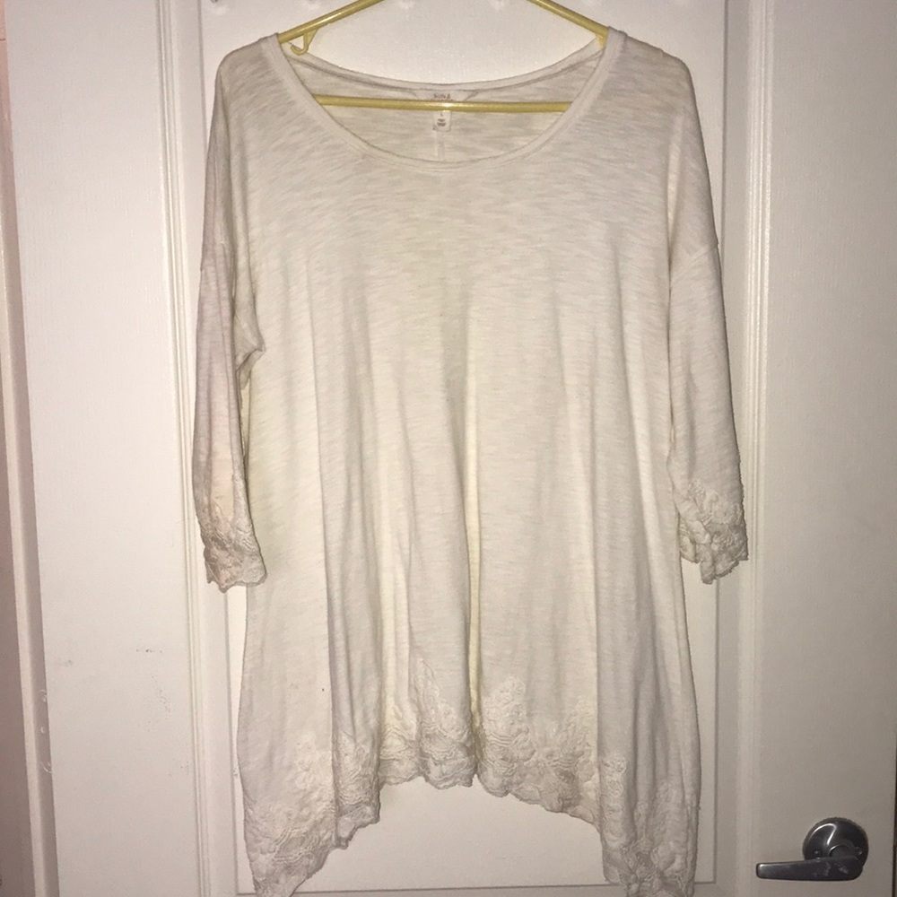 Off white long sleeve shirt