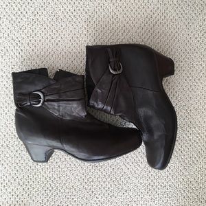 Women’s boots