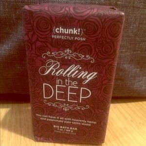Rolling in the Deep Chunk Bar