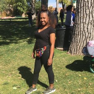 Meet your Posher, Jasmine