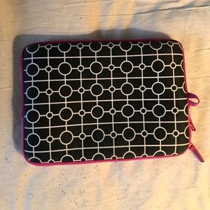 Tablet sleeve