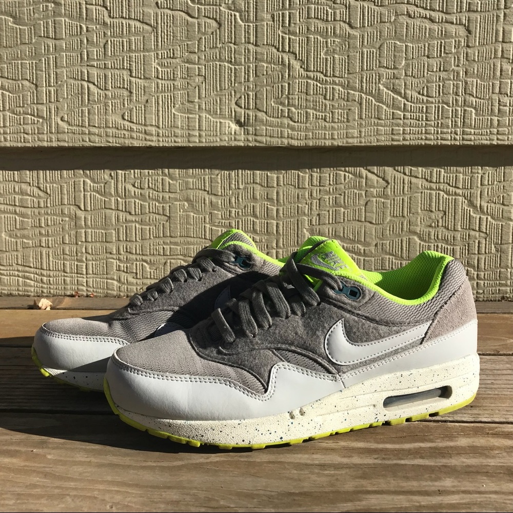 Final Price‼️Nike Air Max Gray Green Sneakers 9.5