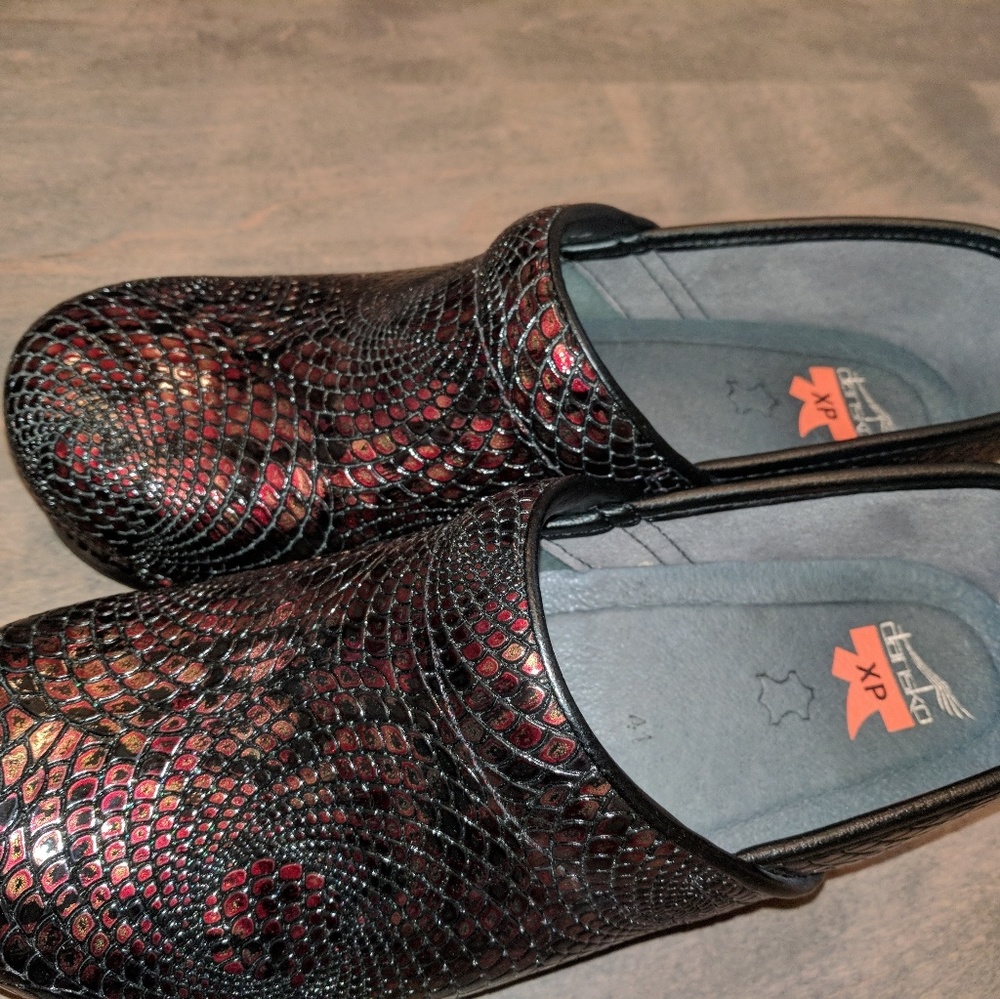 Sold!Professional clog - Picture 3 of 3