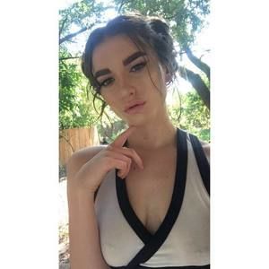 Meet your Posher, Allie