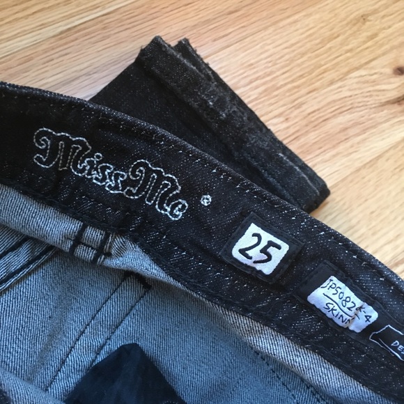 Miss Me Angel Wing Rhinestone Pockets - Picture 7 of 8