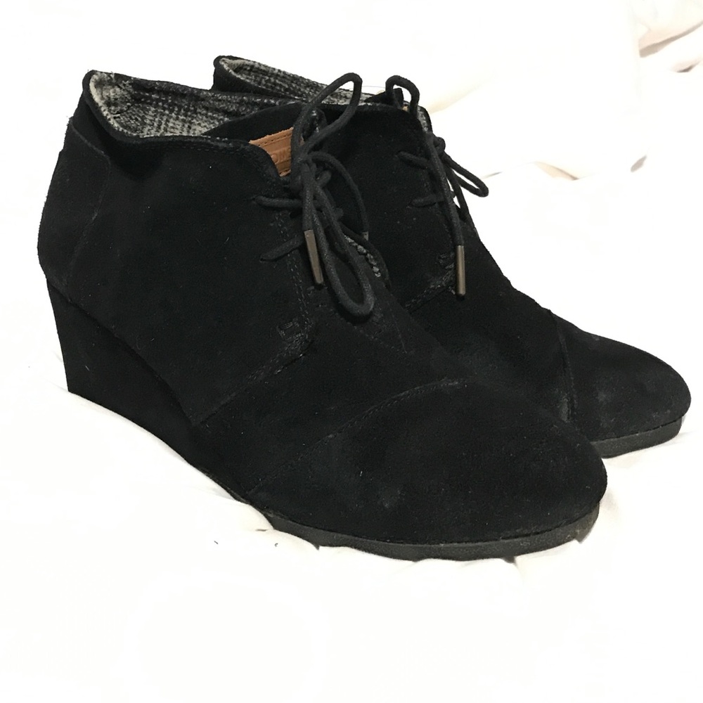 TOMS Black Suede Wedge Booties Size 10