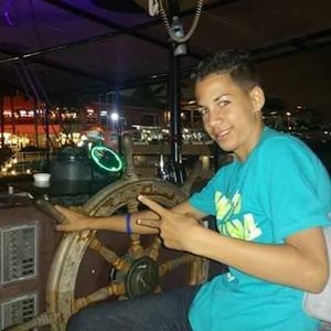 Meet your Posher, Adrian