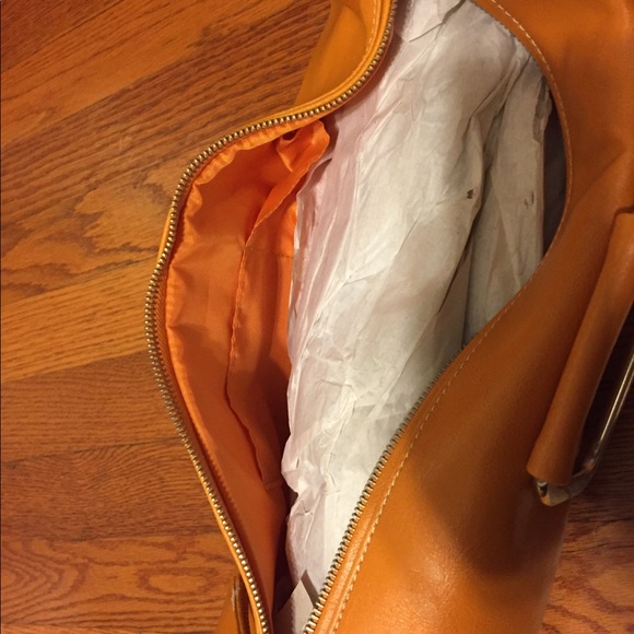 Handbag - Picture 3 of 3