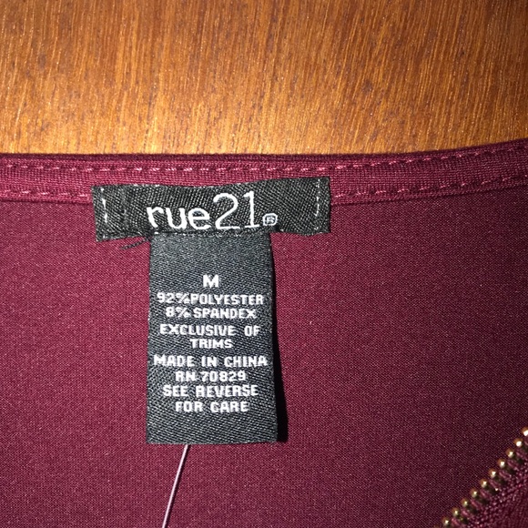 Dress - Picture 3 of 8